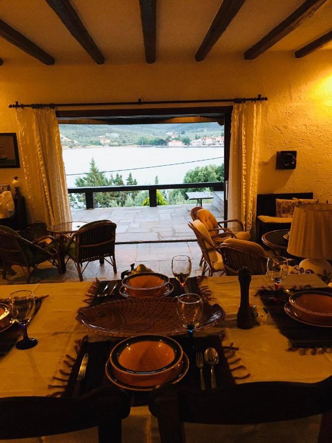Villa Lito's Dream By The Sea! Amaliapoli