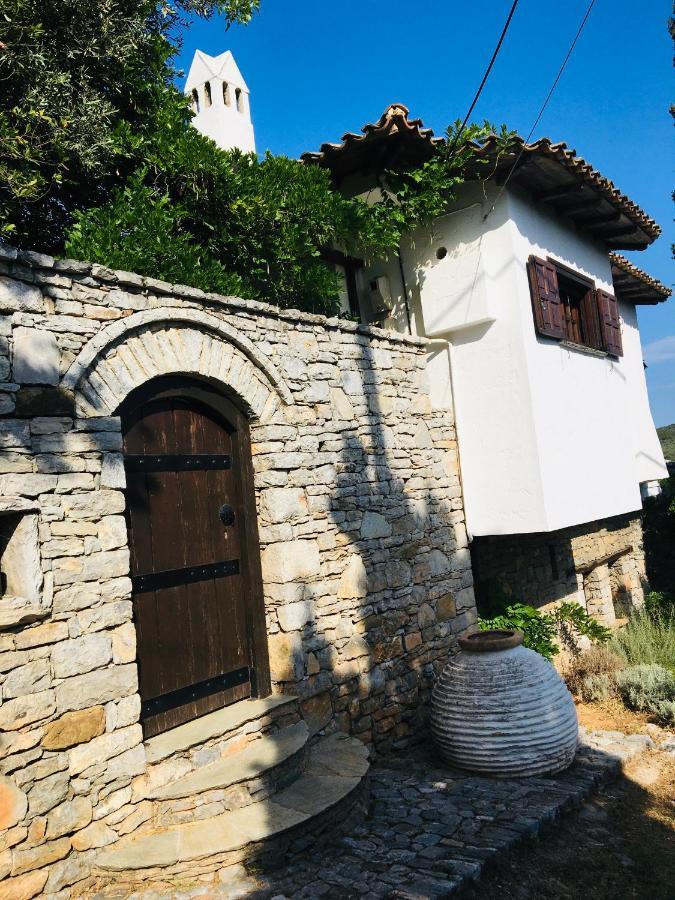 Lito's Dream By The Sea! Villa Amaliapoli